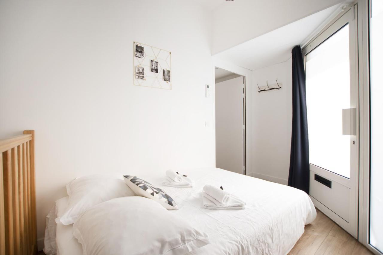 Bel Appartement Idealement Situe - Tour Eiffel Paris Exterior photo